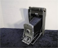 Polaroid Model 150 Land Camera