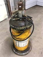 Air operated Portable Grease Pump