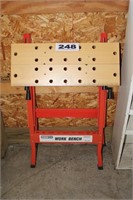 FOLDING CLAMPING WORK BENCH