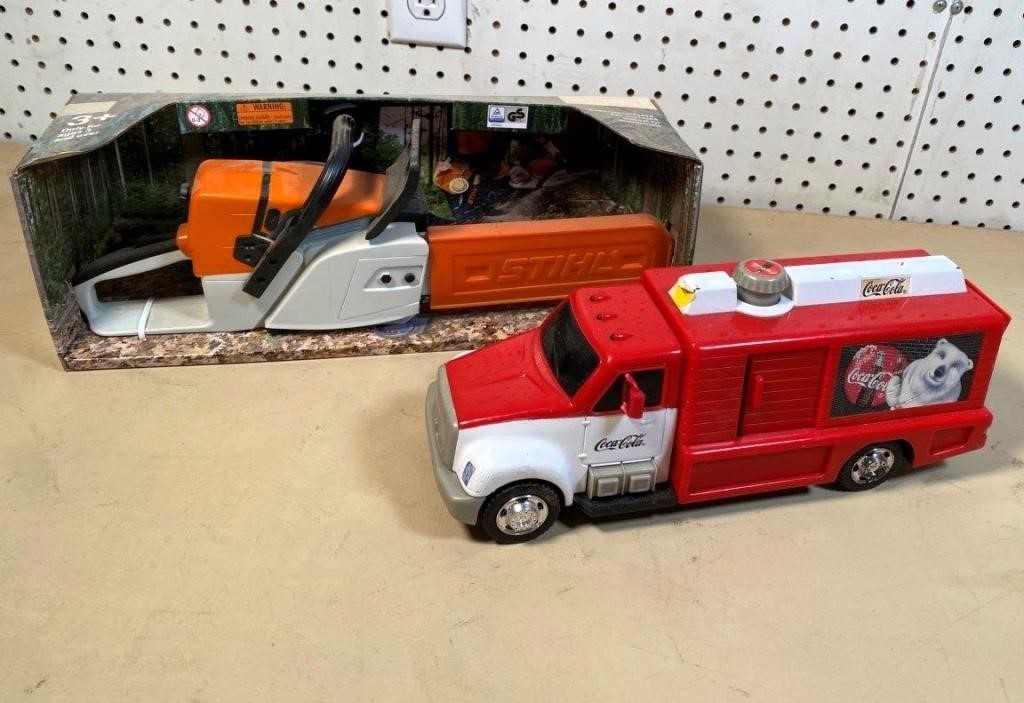 Toy STIHL chainsaw & truck