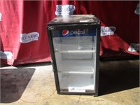 QBD Merchandiser Refrigerator (36" x 20" x 25")