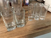 Shot glasses, glasses with handles, spankys