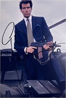 Autograph COA Pierce Brosnam Photo
