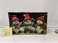 NIB Snowmen Figurines