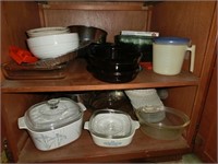 kitchen cab. lot Corning covered bowls, rect.