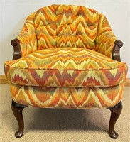 AWESOME LIKE NEW VINTAGE UPHOLSTERED CLUB CHAIR