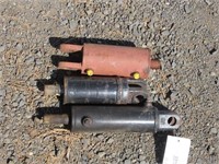 (3) Hydraulic Cylinders