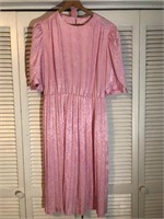 VINTAGE LADY CAROL PINK DRESS