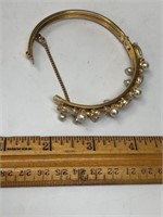 Vintage Florenza Gold-Colored Bracelet