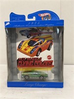 Hot wheel flying color 1975 commemorative replica