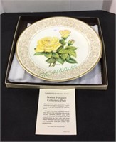 Beautiful Boehm porcelain collector plate