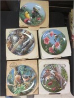 LOT OF COLLECTOR PLATES