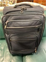 Sampsonite 17 x 24 suitcase