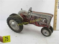 1/12TH SCALE FORD TRACTOR