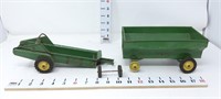 1/16 John Deere Manure Spreader & Wagon