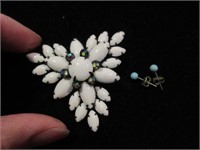 white brooch & small ball turquoise earrings