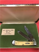 W.R.Case and sons collectors series knife .