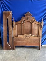 Antique Victorian style wood full size bed