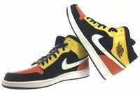 Nike Air Jordan 1 Mid Se Amarillo Sneakers