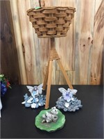 Wicker Plant Stand - 2 Fair Lawn Figurines-Frog