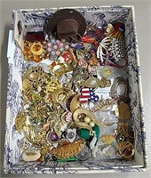 Miscellaneous Pins & Brooches
