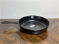 Iron Skillet. Wagner Ware 1056 S