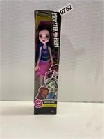 Monster High Draculara Doll new in package