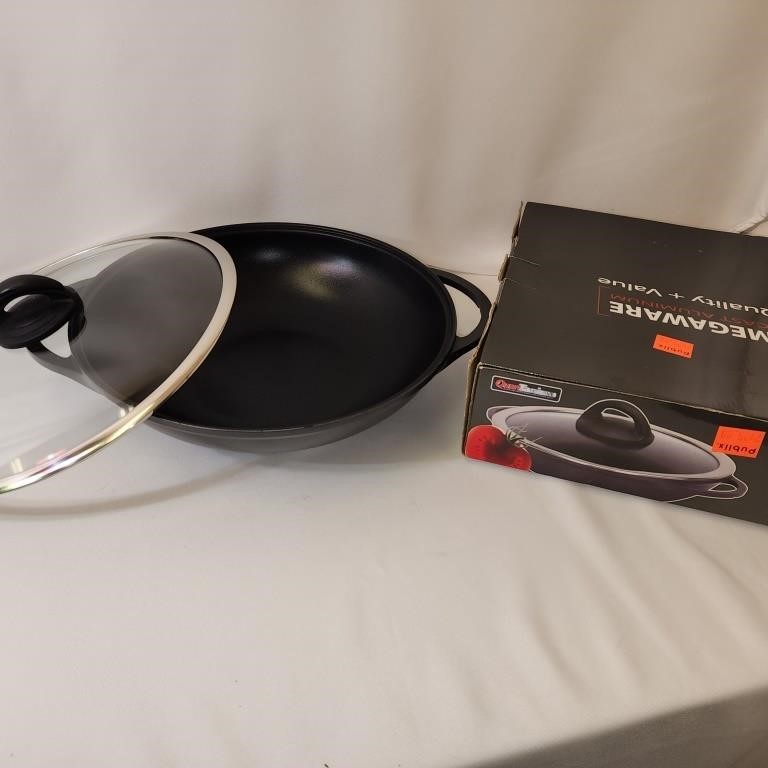 12" Covered Wok by Megaware Publix NOS