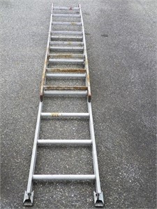 16ft Aluminum Extension Ladder 200lbs rating