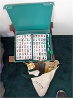 Mahjong playing set (Bedroom)