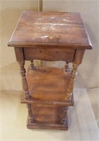 12" X 12" X 29" Tall Square End Table Side Table