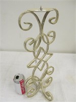 B35, Wrought iron candle stand, ivory color