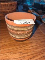 Olde mexican pottery