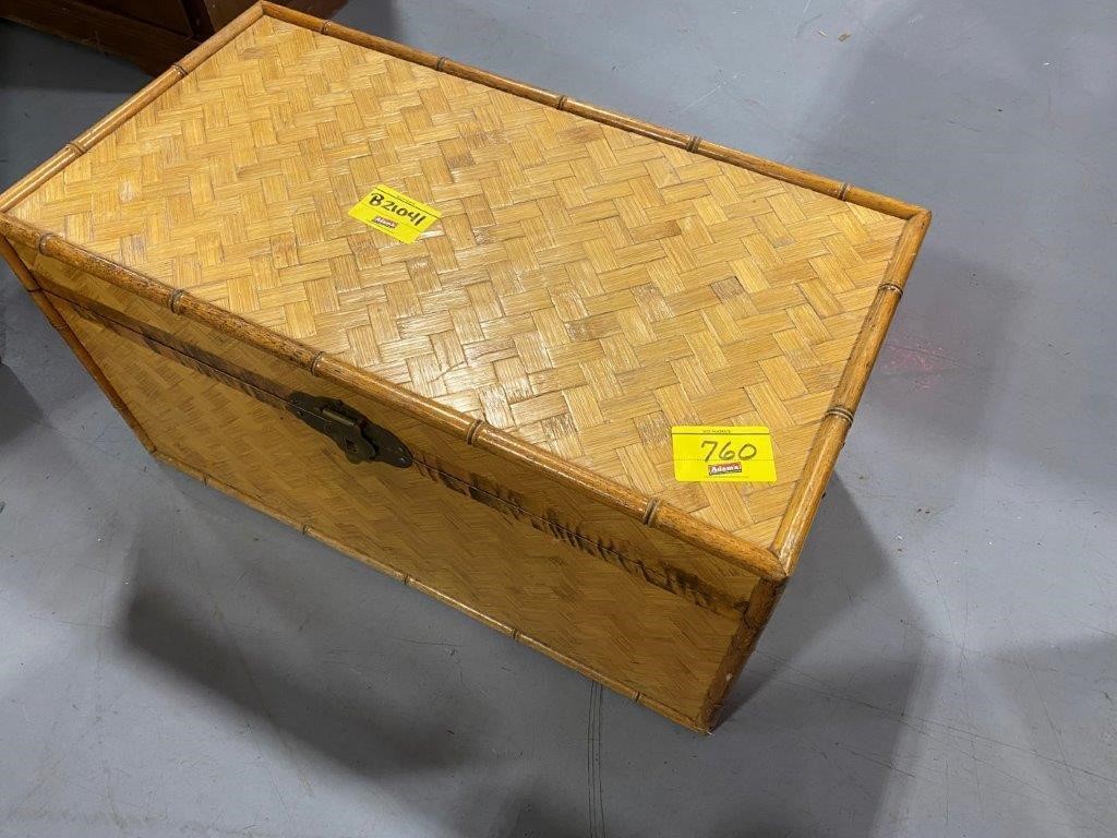 WOVEN STORAGE TRUNK W/ SOFT GOOD CONTENTS
