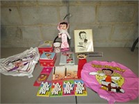 Lot of Betty-Boop Accessories