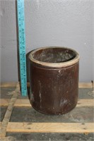 SMALL BROWN CROCK