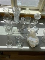 MISCELLANEOUS CRYSTAL AND GLASSWARE