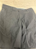 Columbia 34x10 shorts