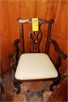 side chair with cushioned seat