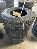 4-  BF GOODRICH   25-70-17   TIRE ONLY