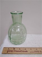 Uranium green vase