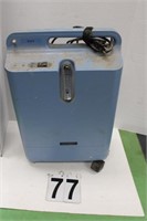 EverFlo Oxygen Concentrator (Powers On)