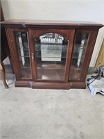 Small display case/china cabinet