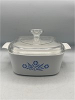 1.5 L cornflower blue corning ware w lid