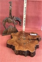 Wooden tree trunk clock and primitive wooden
