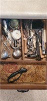 Cotents of utensil drawer