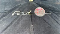 Ford F-350 emblem