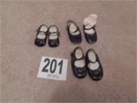 Vintage Baby Shoes - (4) pairs & (1) pair pink
