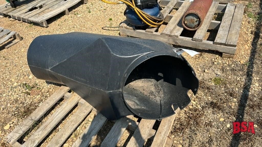 Unused Unload Auger Extension off JD 9850 Combine