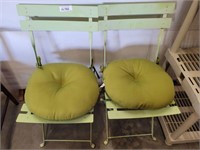 PAIR OF METAL FOLDING OUTDOOR CHAIRS WITH